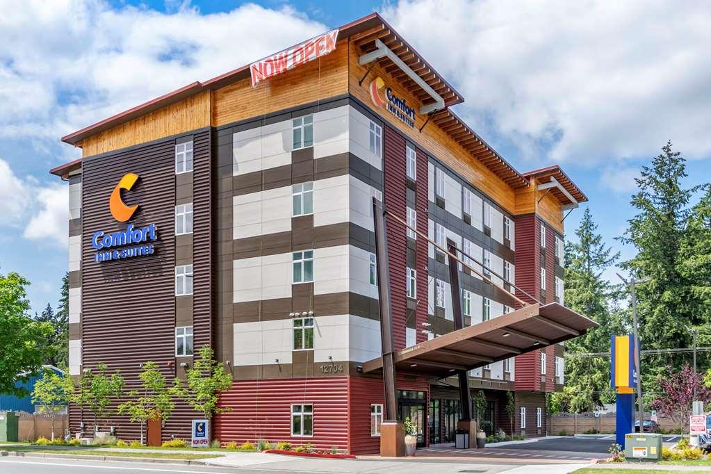 Comfort Inn & Suites Lakewood By Jblm Exterior foto